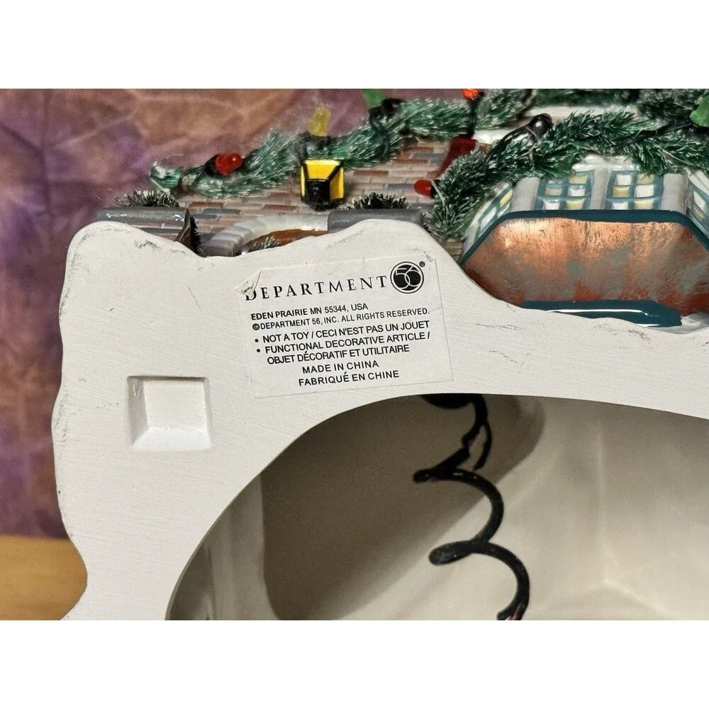 Dept 56 Original Snow Village Christmas Santa's Wonderland House 56.55359 Read